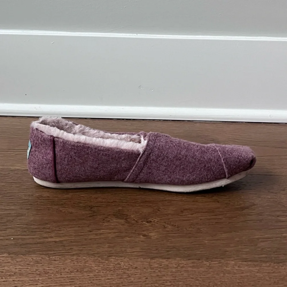 TOMS Embroidered Two Tone Felt Faux Fur Alpargata Shoes Size 10 Canyon Rose Pink